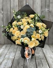 Букет цветов из:  Розы и Лизиантусы #REPLACE_PRED# Курагино