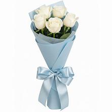 Букет 5 Белых роз Проуд в Курагино