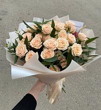 Букет Кремовые розы Латте в Курагино