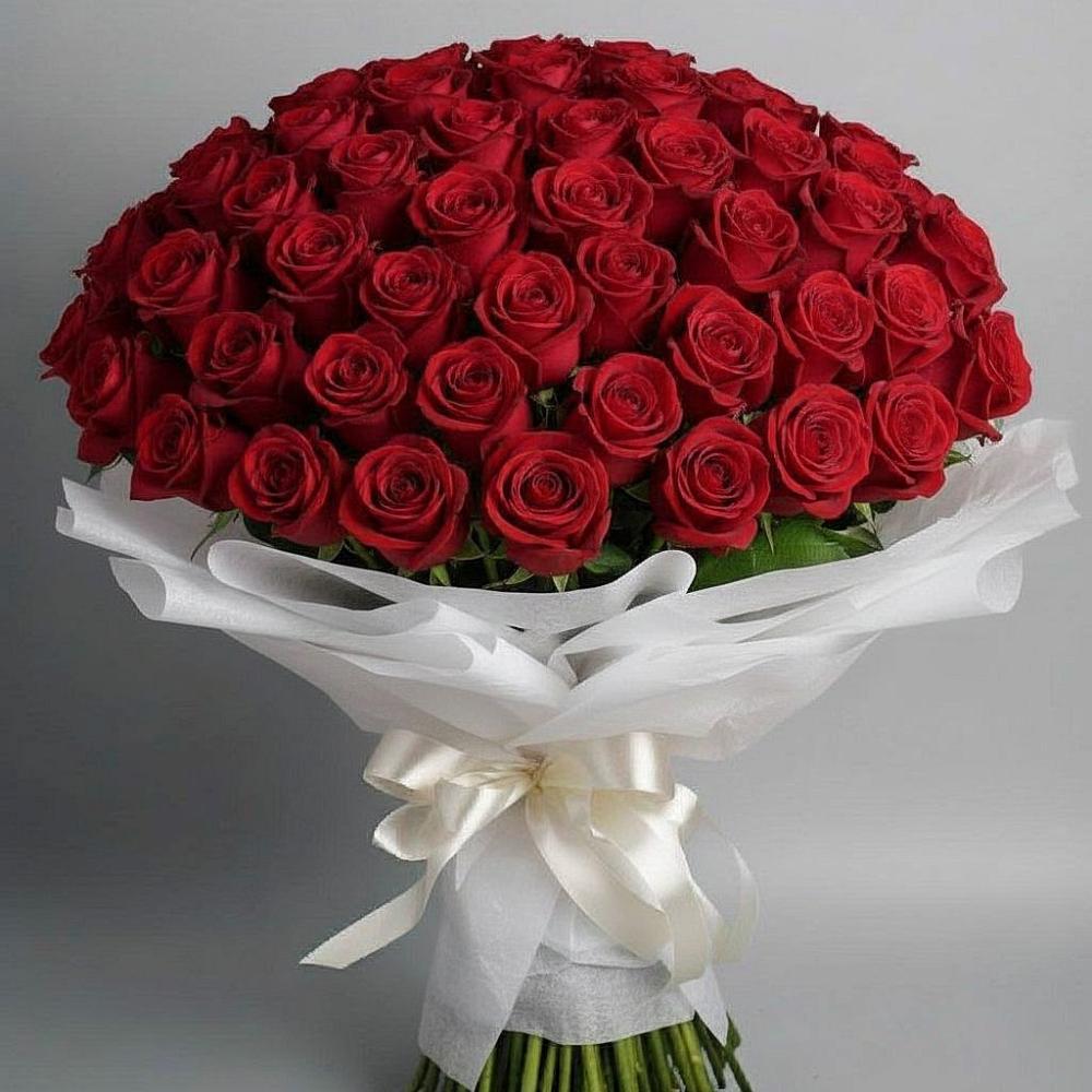 Букет 101 Красная роза Блэк Мэджик в Курагино