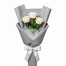 Букет 3 белые розы в Курагино