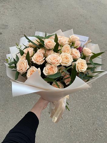 Букет Кремовые розы Латте в Курагино