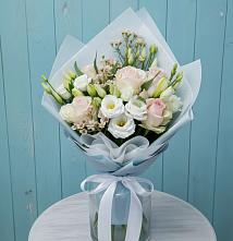 Букет цветов из:  Розы и Лизиантусы в Курагино