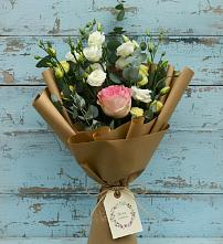 Букет цветов из:  Розы и Лизиантусы в Курагино