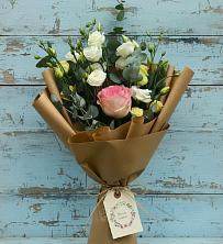 Букет цветов из:  Розы и Лизиантусы в Курагино
