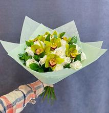 Букет цветов из:  Орхидеи и Розы в Курагино